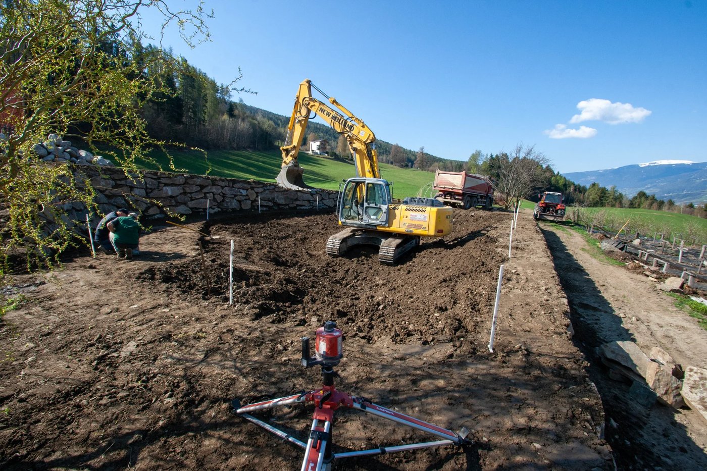 Schwimmteich Mellaun – Erdarbeiten und Aushub