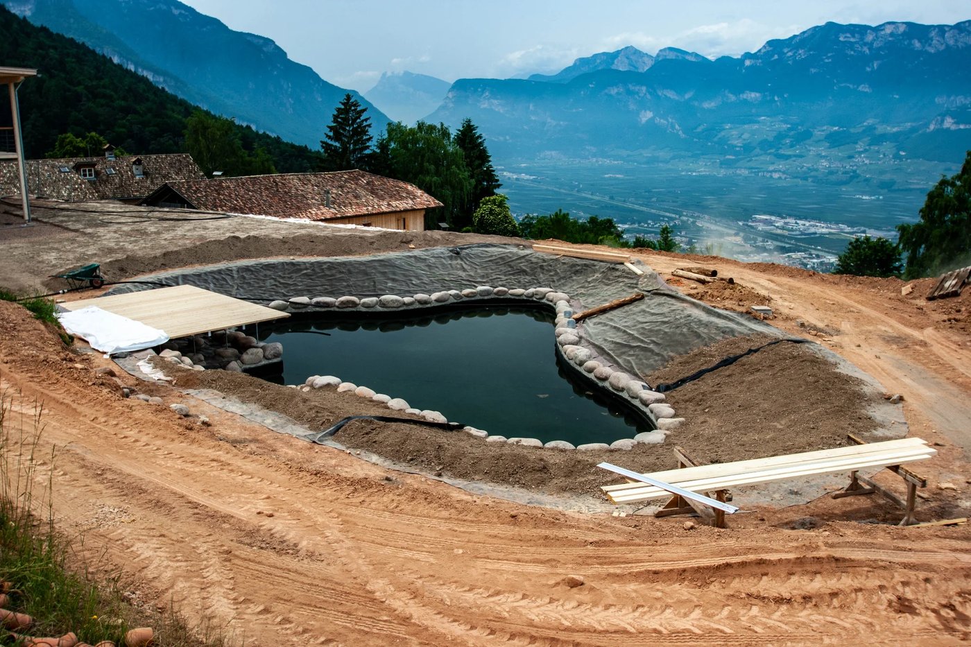 Badeteich Montan – Pflanzenzonen anlegen